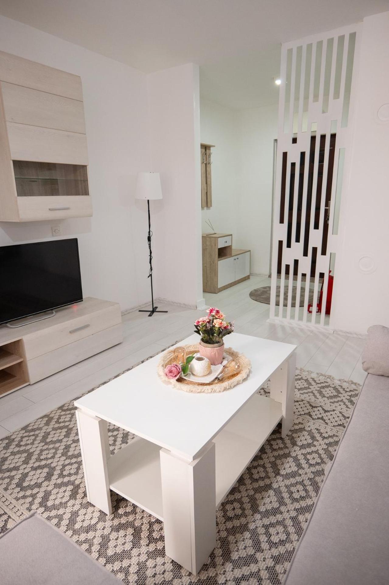 Grandeur Home Apartment Mostar - Free Parking Bagian luar foto